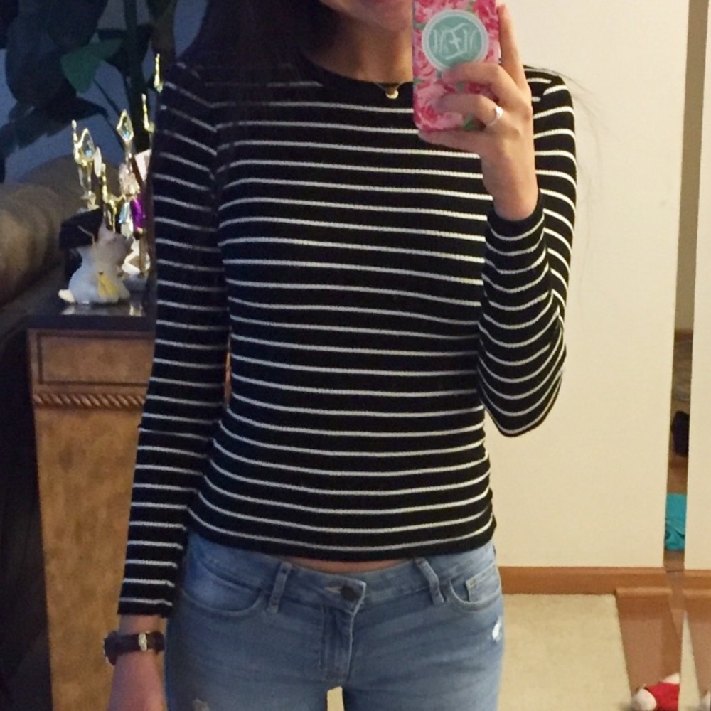 Black/White Striped Ribbed Long Sleeve